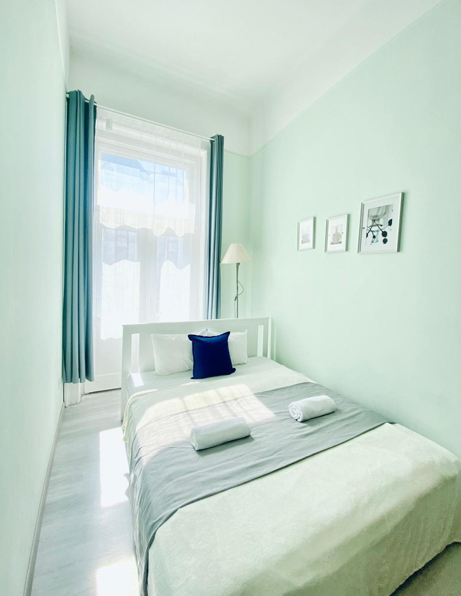Baross Apartment With Convenience And Style Budapest Kültér fotó