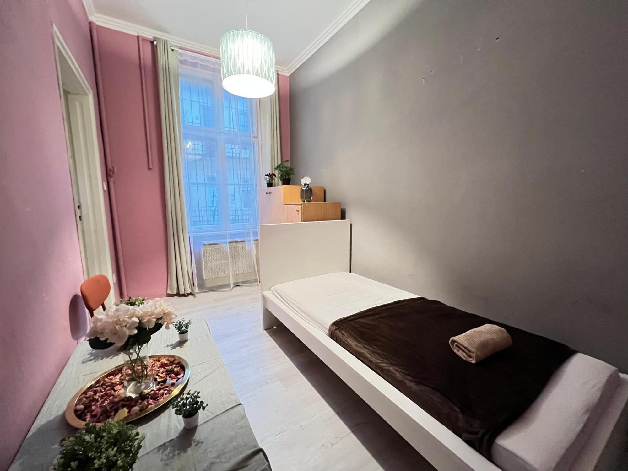 Baross Apartment With Convenience And Style Budapest Kültér fotó